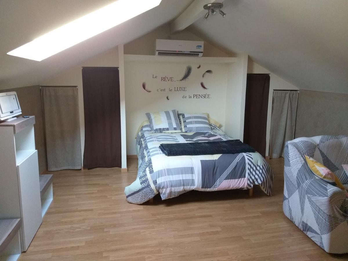 Le Manant Apartamento Bellegarde-sur-Valserine Exterior foto